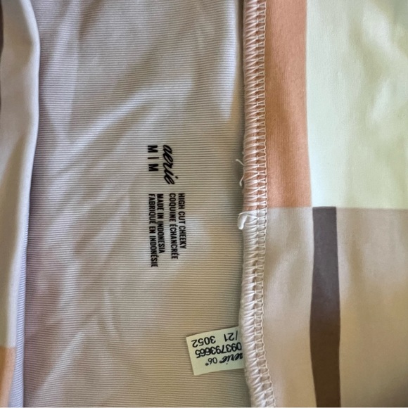 Arie color blocked bikini high waisted cheeky bottoms and tank - Picture 5 of 6